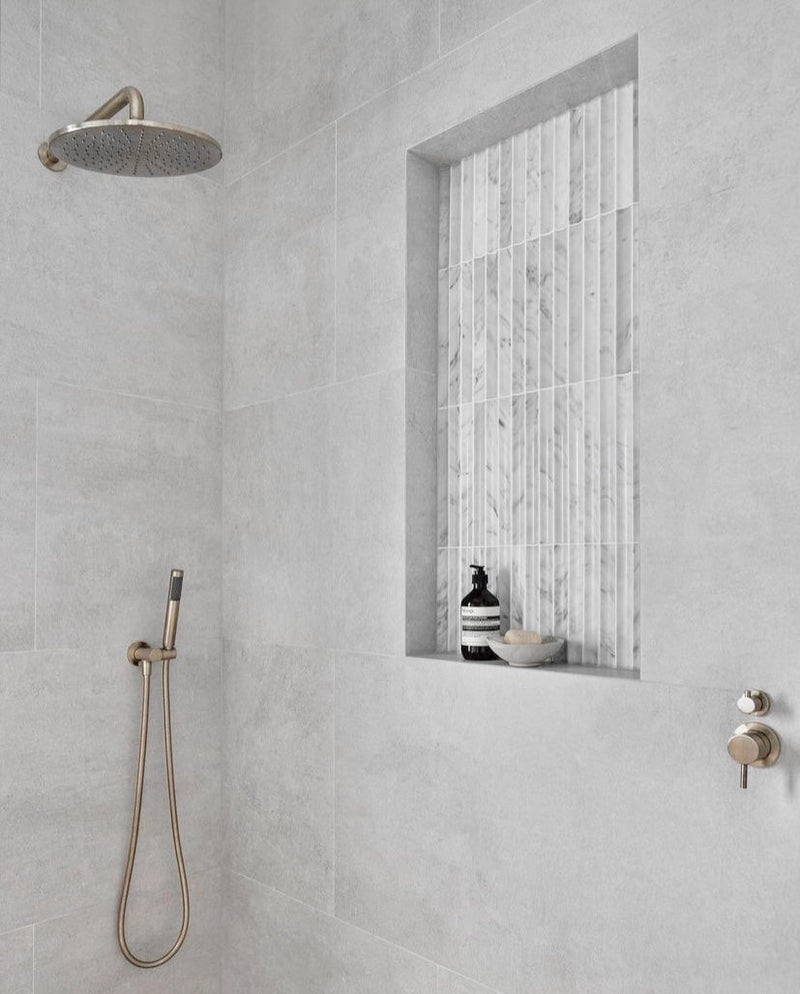 Meir Round Wall Shower Curved Arm 400mm - PVD Brushed Nickel